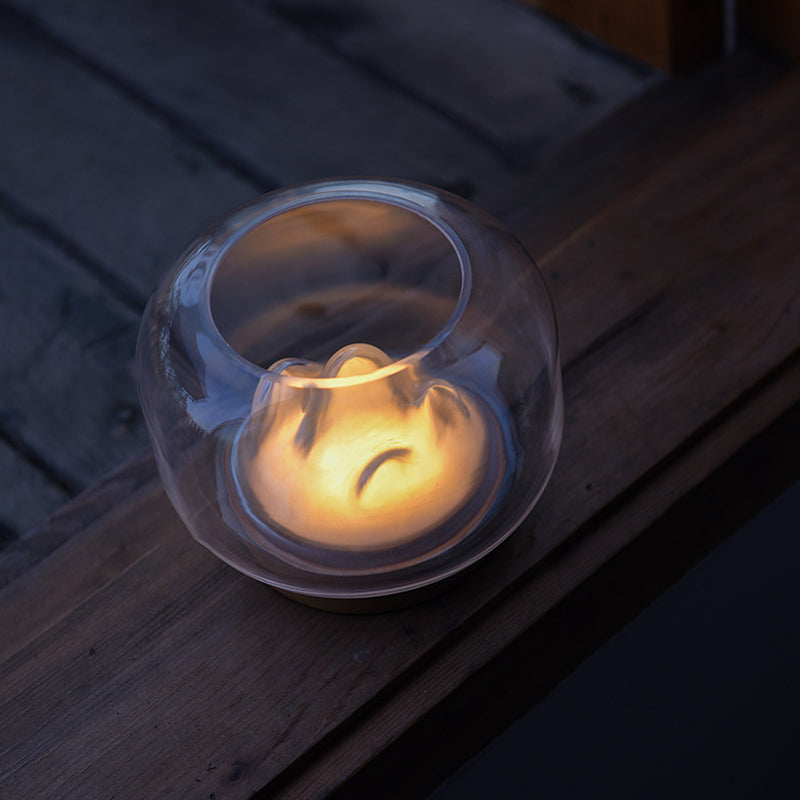 Lampe de table LED contemporaine rechargeable en verre et bois de hêtre avec bocal à poissons en forme de montagne, veilleuse pour chevet 