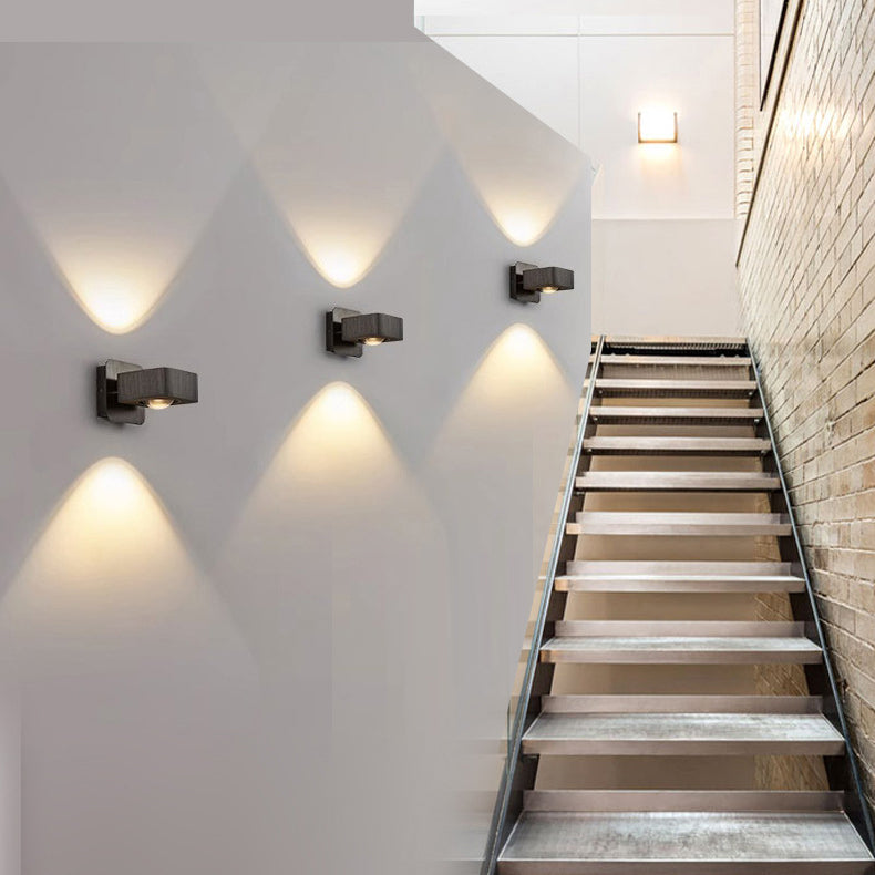 Moderne minimalistische Aluminium quadratische drehbare LED-Wandleuchte für das Bett 