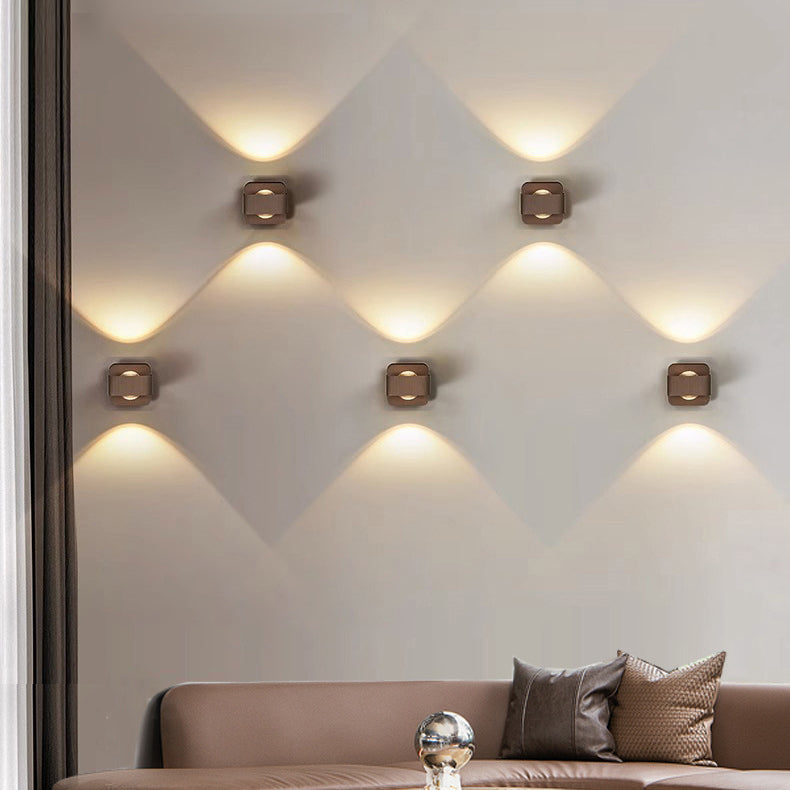 Moderne minimalistische Aluminium quadratische drehbare LED-Wandleuchte für das Bett 