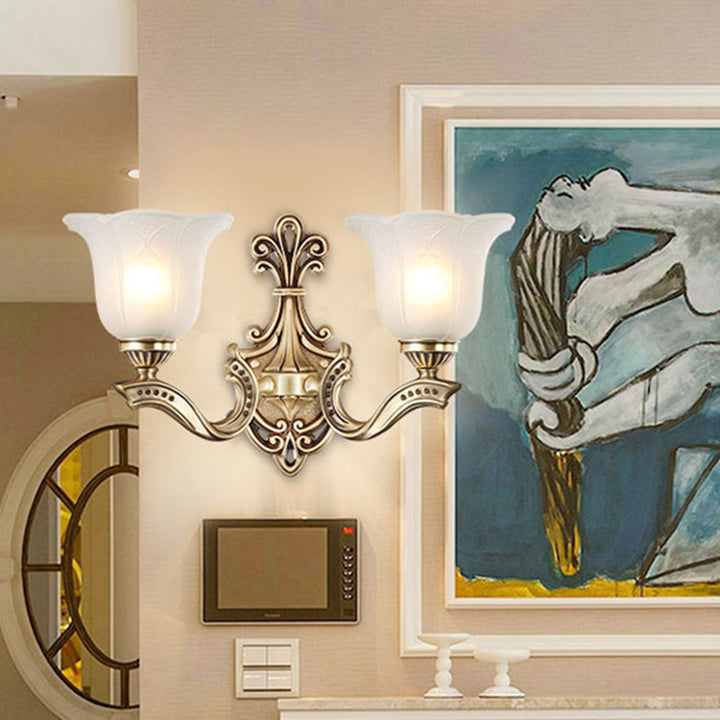 Applique Murale Traditionnelle Européenne en Verre et Cuivre avec Cloche Florale 1/2 Lumière pour Chevet 
