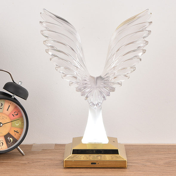 Zeitgenössische Kreative USB ABS Acryl Spannweite Adler Aroma LED Tischlampe Nachtlicht Für Nachttisch 