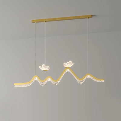 Zeitgenössische nordische Eisen-Aluminium-Acryl-Schmetterlingswellen-LED-Kronleuchter Insellicht für das Esszimmer 