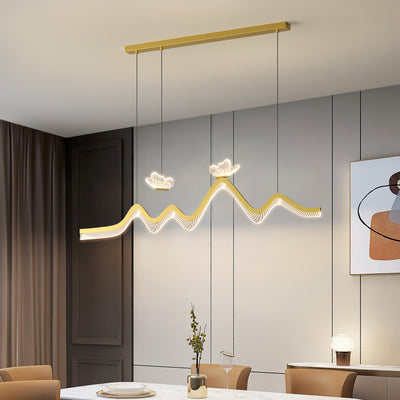 Zeitgenössische nordische Eisen-Aluminium-Acryl-Schmetterlingswellen-LED-Kronleuchter Insellicht für das Esszimmer 