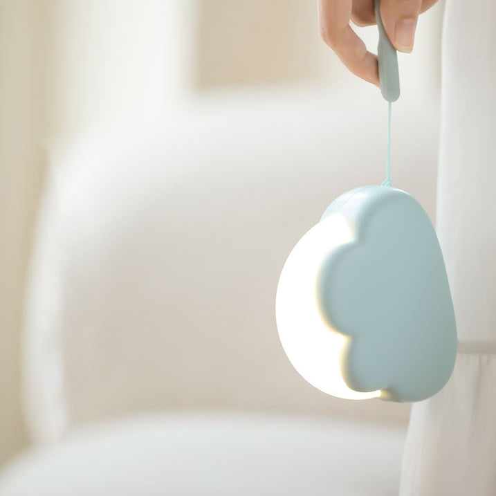 Zeitgenössische nordische wiederaufladbare ABS PP Wolken-LED-Kleine Tischlampe Nachtlicht für das Bett 