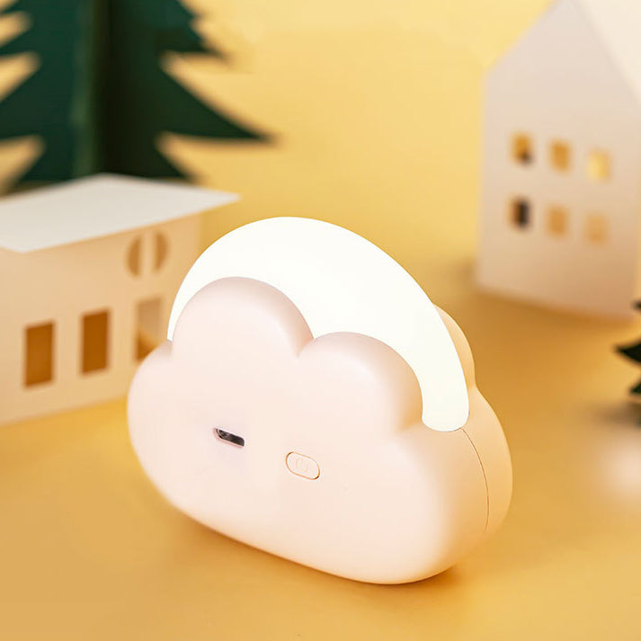 Zeitgenössische nordische wiederaufladbare ABS PP Wolken-LED-Kleine Tischlampe Nachtlicht für das Bett 