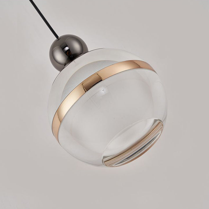 Zeitgenössische nordische Eisen-Aluminium-Acryl-Glaskugel hebbare LED-Pendelleuchte für das Bett 