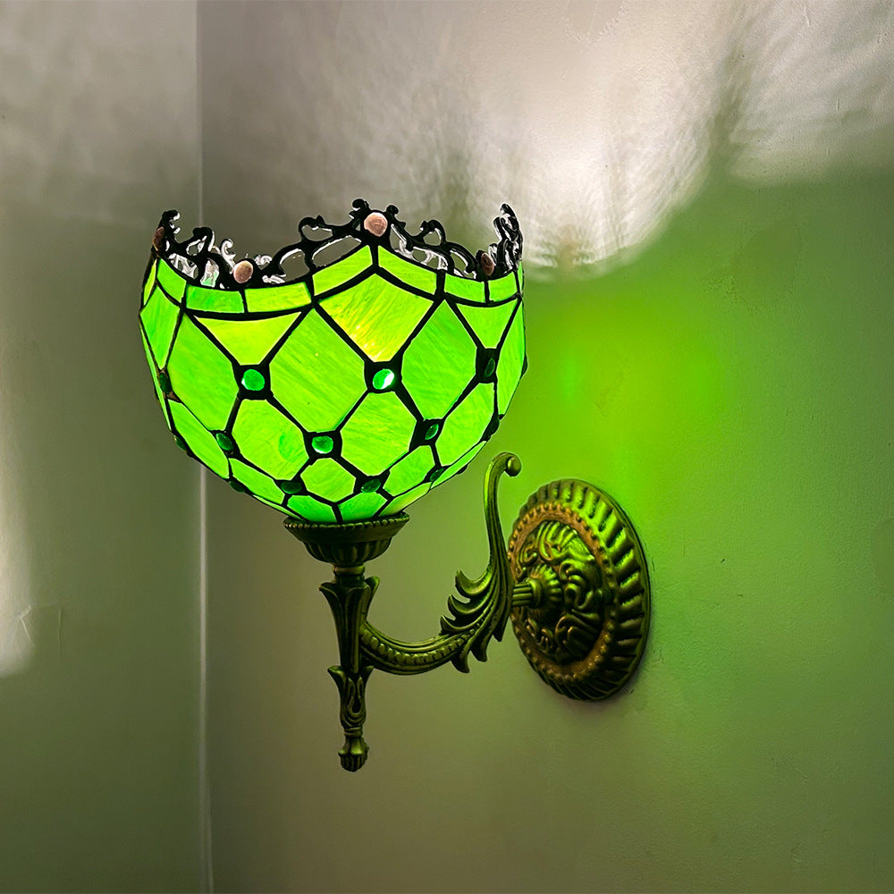 Applique murale 1 lumière en verre Tiffany traditionnel en alliage de zinc avec perles en pétales pour couloir 
