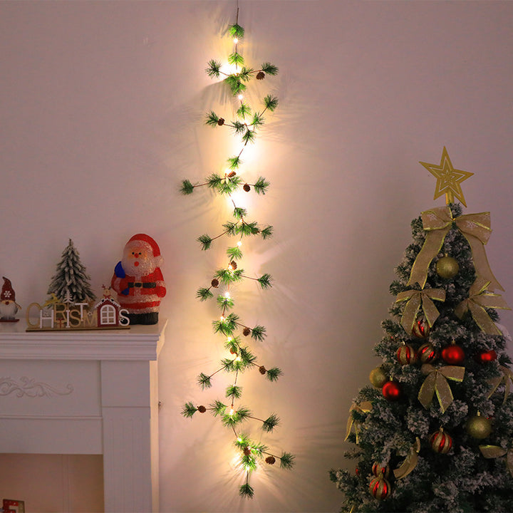 Moderne Art-Deco-Batterie Kupfer Kunststoff Blatt Glocke Kiefernnadel Rote Frucht Weihnachtsdekoration LED-Lichterkette für Schlafzimmer 