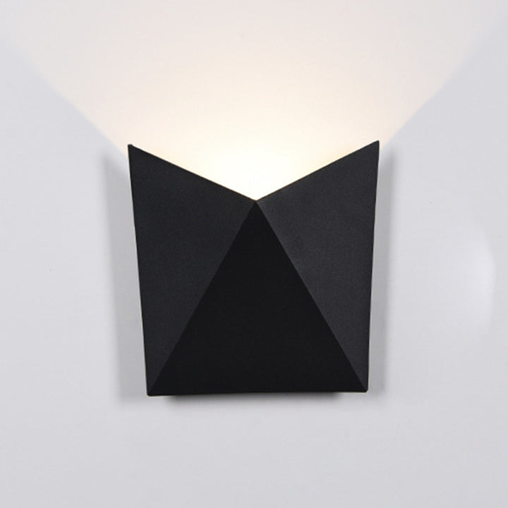Applique murale LED en aluminium étanche à enveloppe de simplicité moderne pour patio extérieur 
