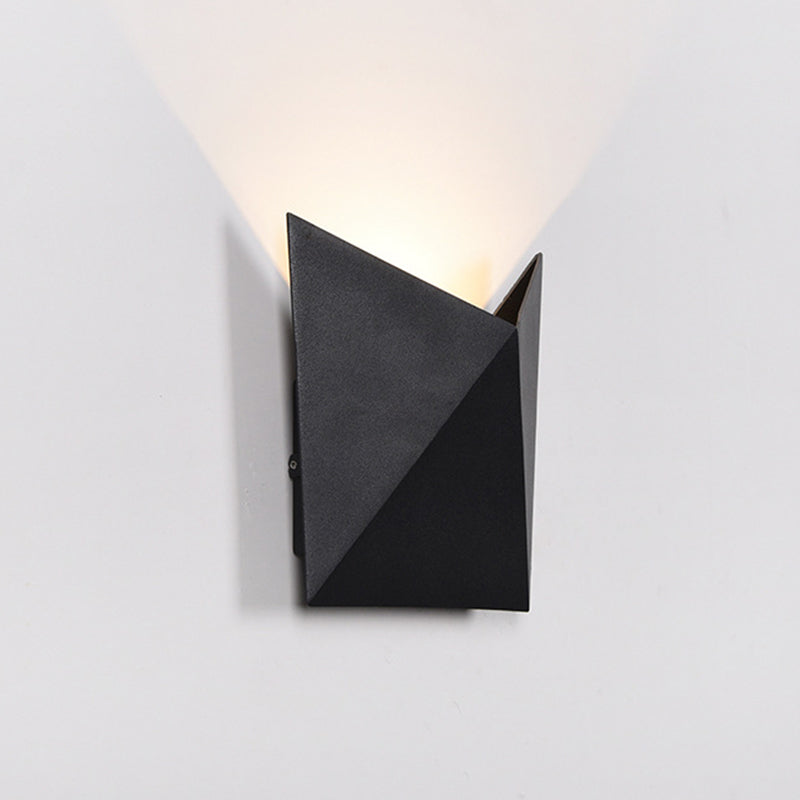 Applique murale LED en aluminium étanche à enveloppe de simplicité moderne pour patio extérieur 