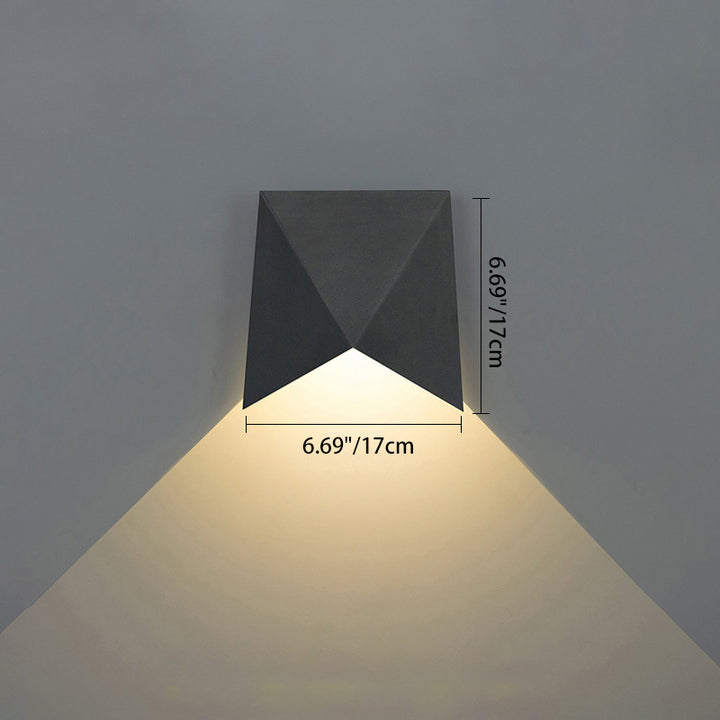 Applique murale LED en aluminium étanche à enveloppe de simplicité moderne pour patio extérieur 