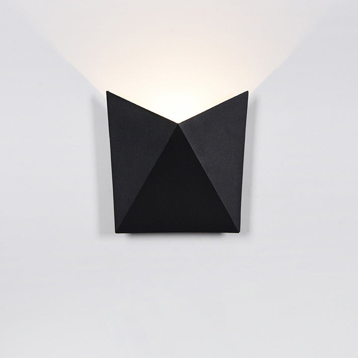 Applique murale LED en aluminium étanche à enveloppe de simplicité moderne pour patio extérieur 