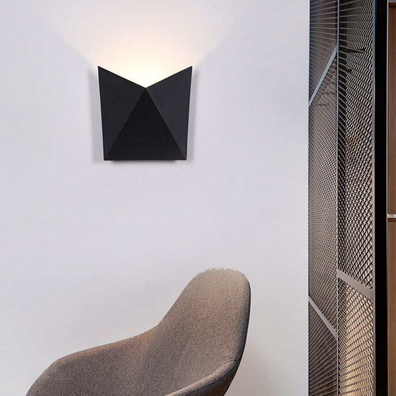 Applique murale LED en aluminium étanche à enveloppe de simplicité moderne pour patio extérieur 