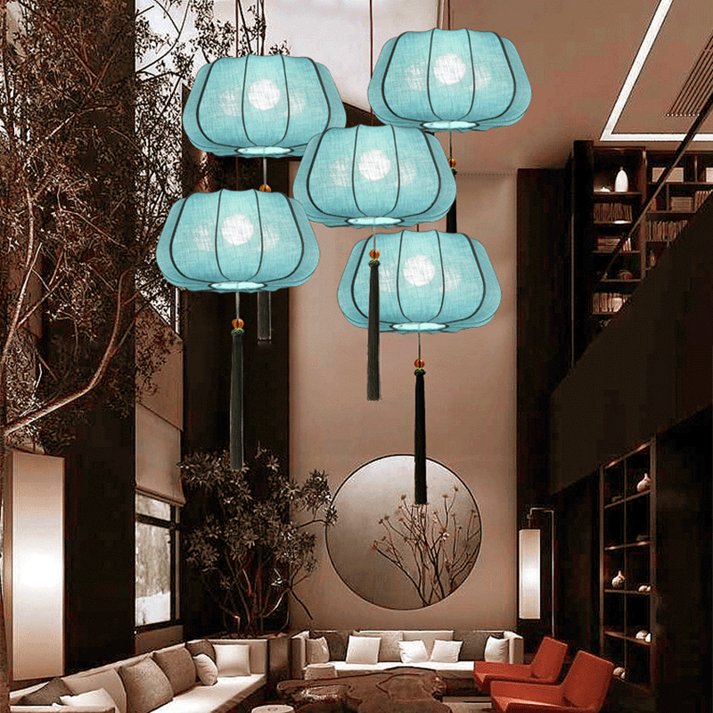 Traditionelle chinesische Laterne aus Eisenstoff in elliptischer Zylinderform mit Quasten, 1/3 Licht Kronleuchter für das Esszimmer 