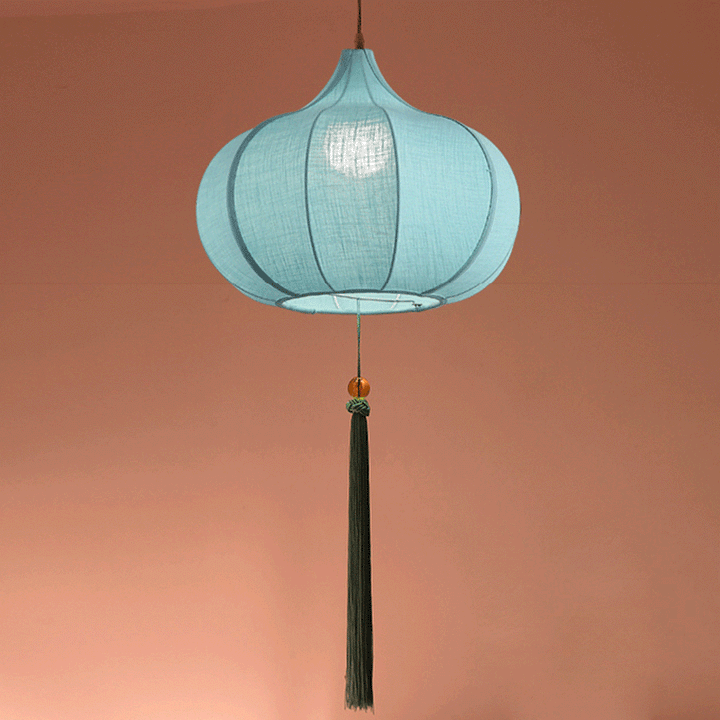 Traditionelle chinesische Laterne aus Eisenstoff in elliptischer Zylinderform mit Quasten, 1/3 Licht Kronleuchter für das Esszimmer 