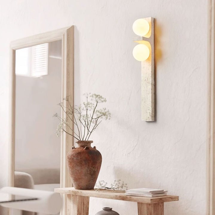 Applique murale rectangulaire à 2 lumières en travertin nordique contemporain avec boule en verre pour couloir 
