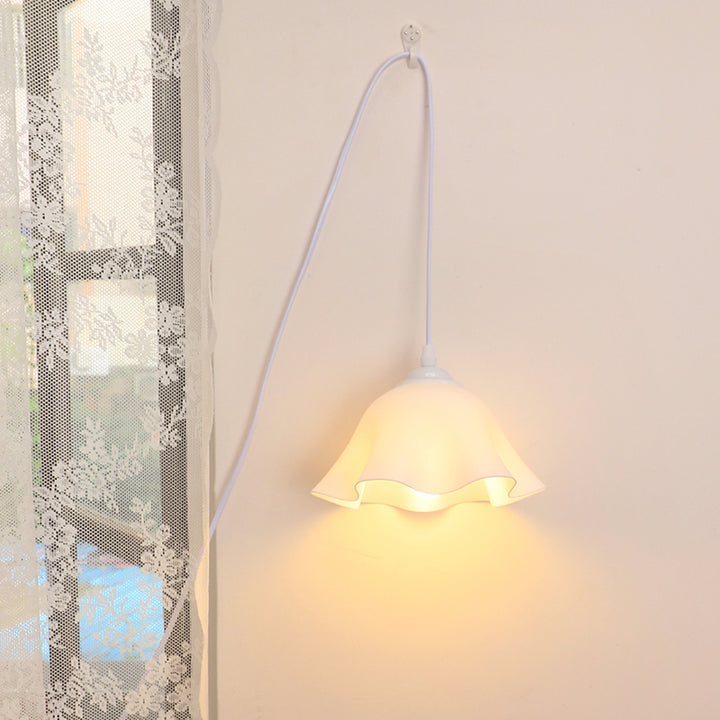 Lámpara de pared de 1 luz colgante acrílica floral USB tradicional francesa para dormitorio 