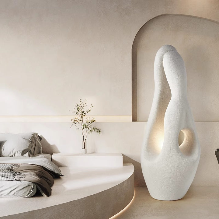 Lámpara de pie de 1 luz con estatua irregular de poliestireno creativo contemporáneo para sala de estar 