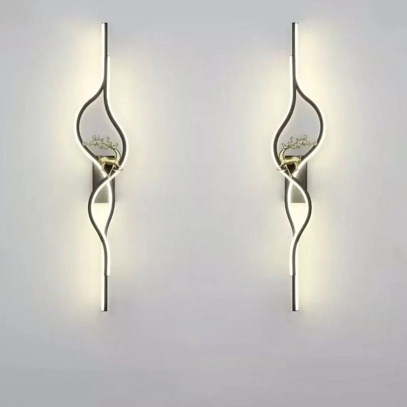 Zeitgenössische nordische Aluminium-Zink-Legierung Eisen-Silica-Streifen Hirschgitter LED-Wandleuchte für das Wohnzimmer 