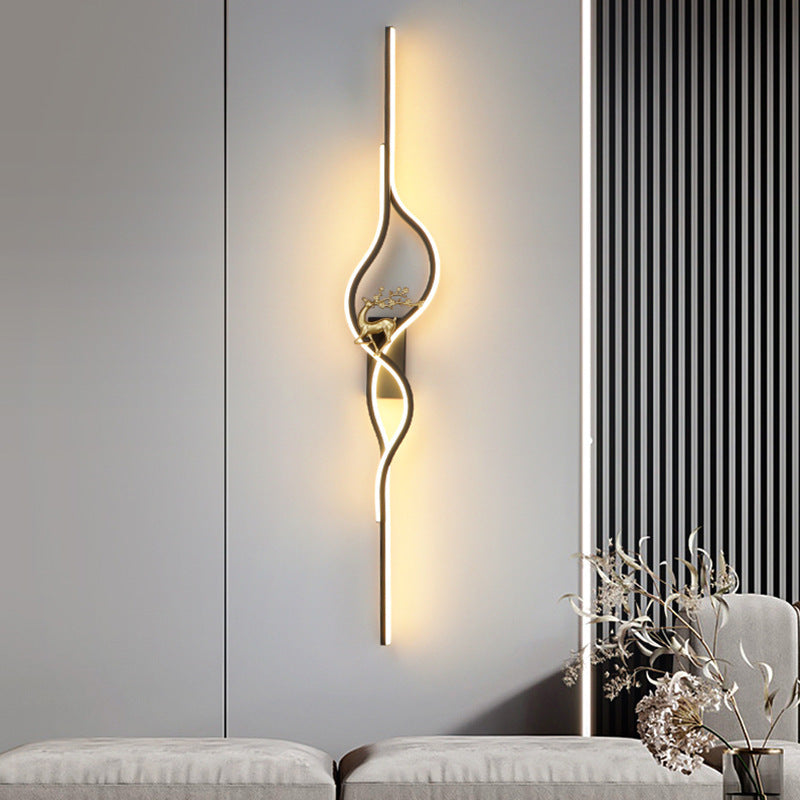 Zeitgenössische nordische Aluminium-Zink-Legierung Eisen-Silica-Streifen Hirschgitter LED-Wandleuchte für das Wohnzimmer 