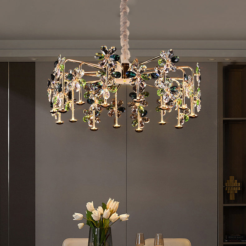 Moderne Luxus Kristall-Hardware Blütenblatt LED-Kronleuchter für das Wohnzimmer 