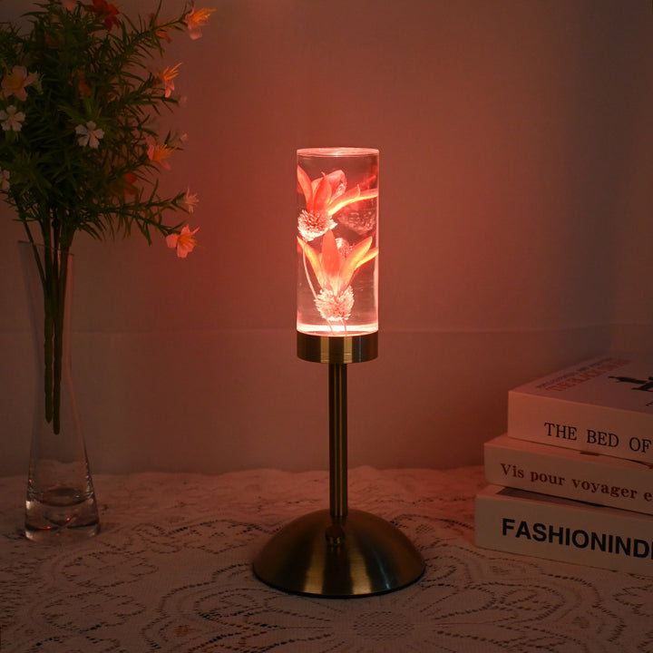 Zeitgenössische kreative USB-wiederaufladbare ewige Blume Gänseblümchen Löwenzylinder Eisen Acryl LED Tischlampe Nachtlicht für den Nachttisch 