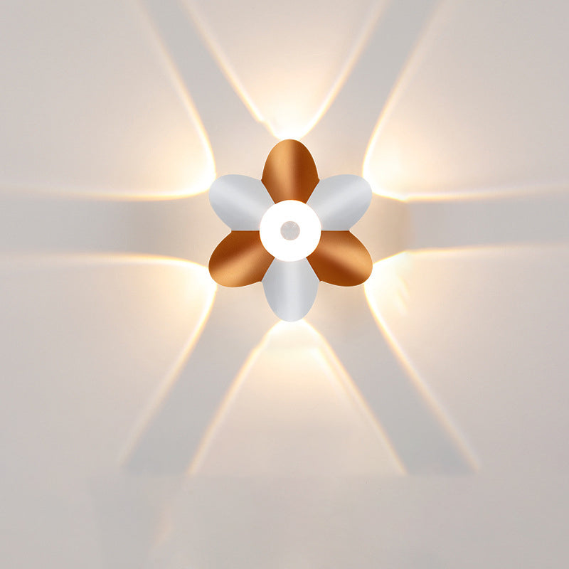Aplique de pared LED de flor de acrílico de aluminio impermeable contemporáneo escandinavo para patio exterior 