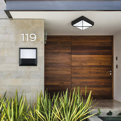 Lumière de plafond LED carrée en aluminium acrylique étanche à la simplicité moderne pour patio extérieur 