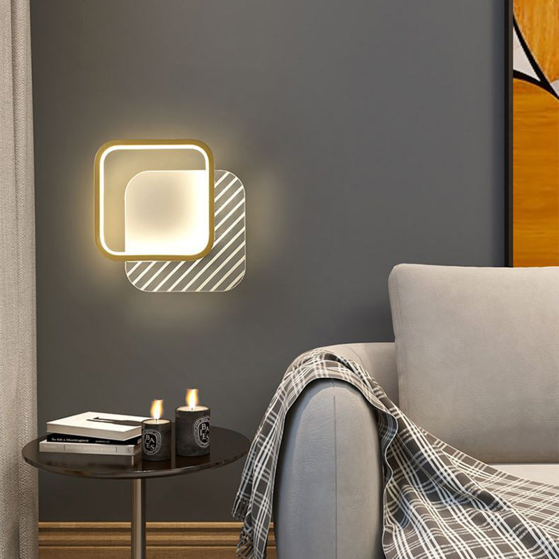 Applique murale LED carrée ronde à rayures en fer acrylique PVC de simplicité moderne pour chevet 