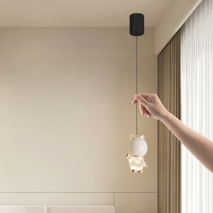Lustre LED en acrylique, fer et alliage de zinc avec chat de dessin animé créatif contemporain pour enfants, levable, pour table de chevet 