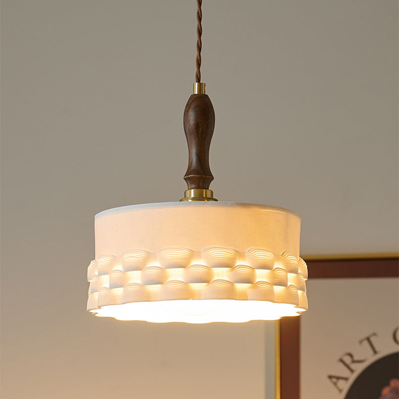 Traditionelle japanische Keramik Messing Walnuss Zylinder Kegelförmige Textur 1-Licht Pendelleuchte für das Esszimmer 