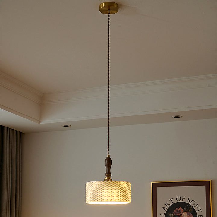 Traditionelle japanische Keramik Messing Walnuss Zylinder Kegelförmige Textur 1-Licht Pendelleuchte für das Esszimmer 