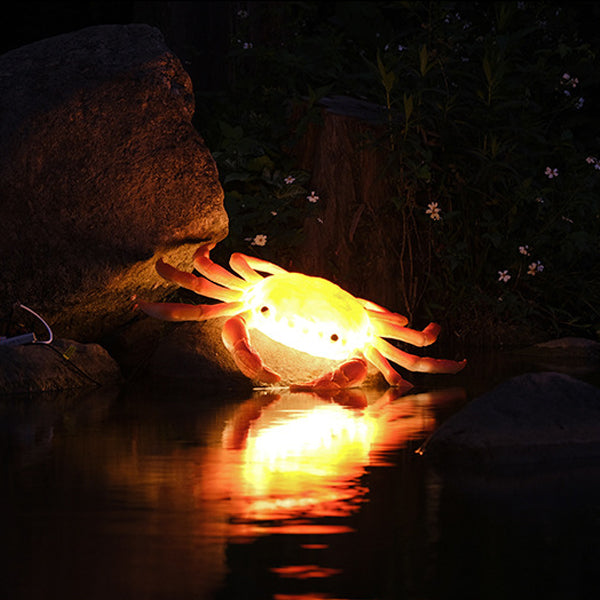 Moderne Art Deco Solar wasserdichte Harz-Simulation Krabben-LED Außenleuchte Landschaftsbeleuchtung für den Garten 
