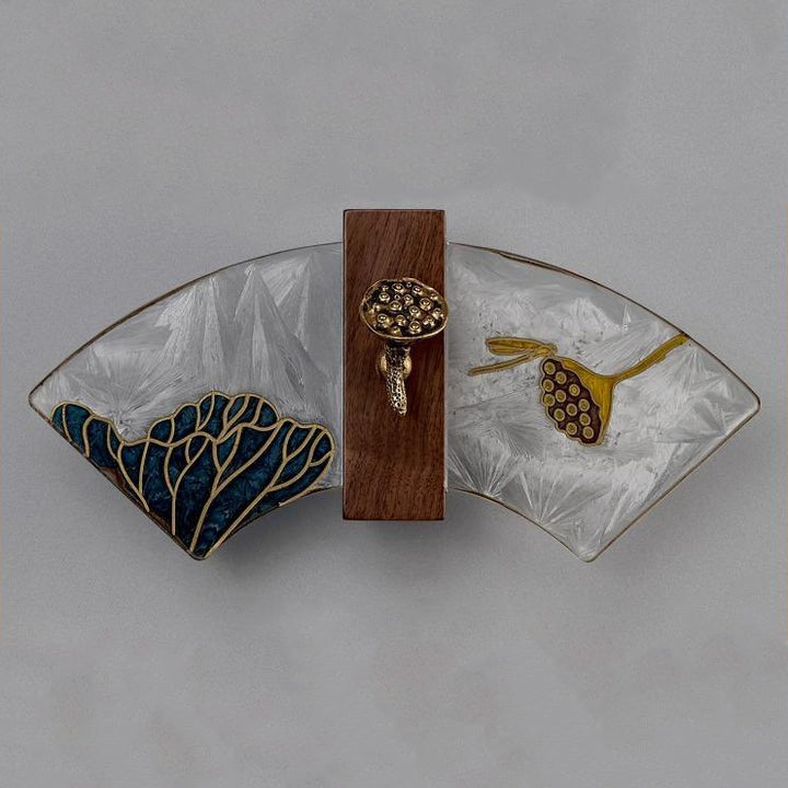 Applique murale LED en noyer chinois traditionnel, cuivre, acrylique, émaillage à la main en forme de coquille, peinture lotus, feuille de bambou pour chevet 
