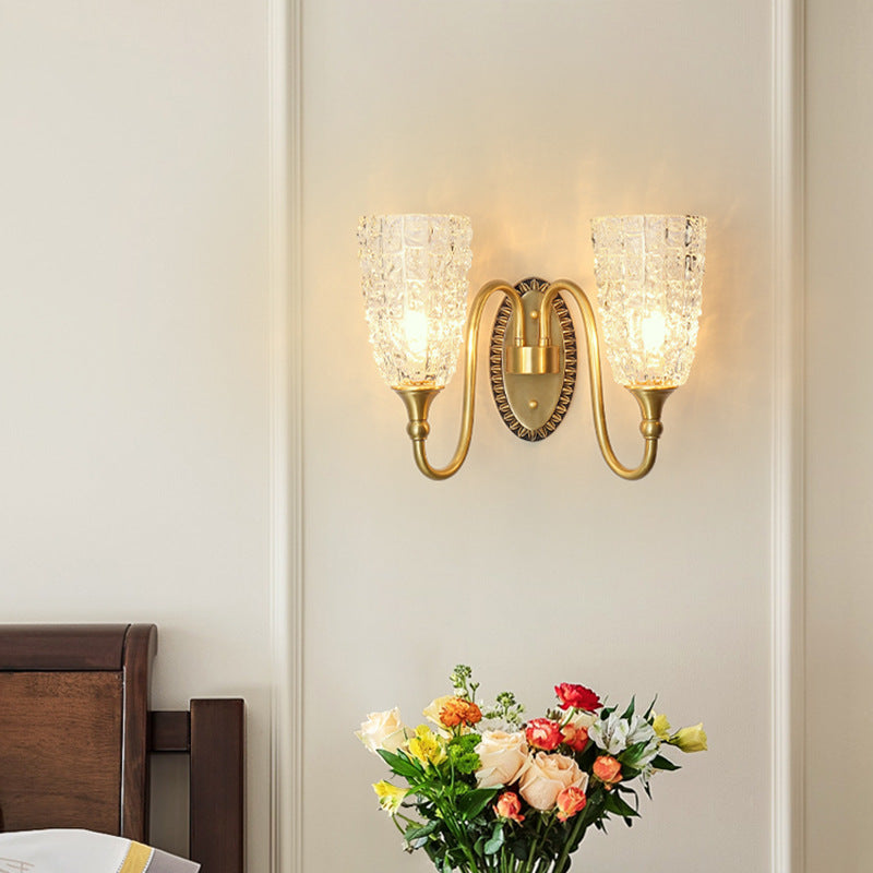 Traditionelle Luxus Messing Glas Geschnitzte Zylinder Eiskristallstruktur 1/2 Licht Wandleuchte für das Bett 