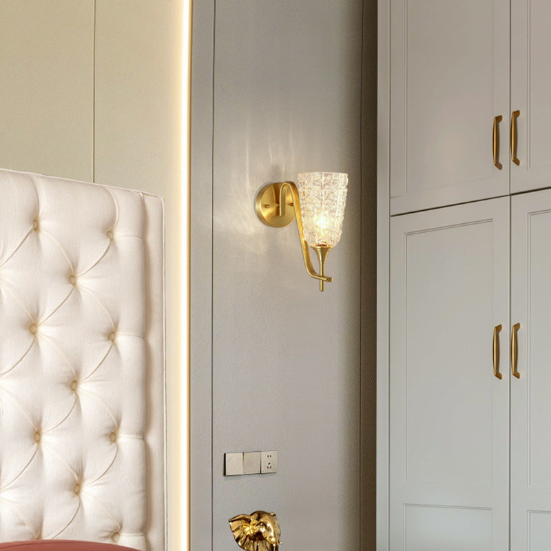 Traditional Luxury Brass Glass Cylinder Ice Cracked Texture 1-Light Wall Sconce Lamp For Bedside