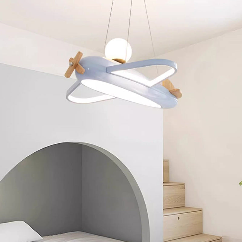 ثريات LED أكريليك زجاج معدني راتنج للطائرات للأطفال المبدعين المعاصرين لغرفة النوم 