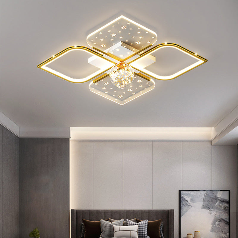 Plafonnier semi-encastré LED contemporain nordique en fer acrylique à quatre feuilles de trèfle étoilé pour chambre à coucher 