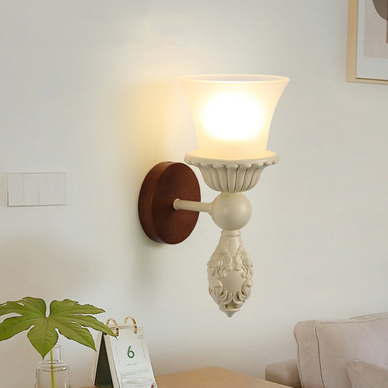 Lampe applique murale traditionnelle en résine de bois et verre avec cloche et une lumière pour chevet 