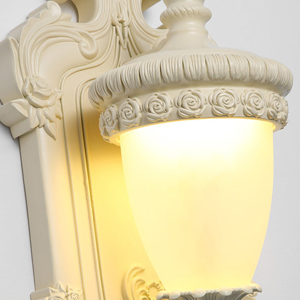 Matériel en résine française traditionnelle Bougeoir en verre Coquille sculptée Applique murale 1 lumière pour chevet 