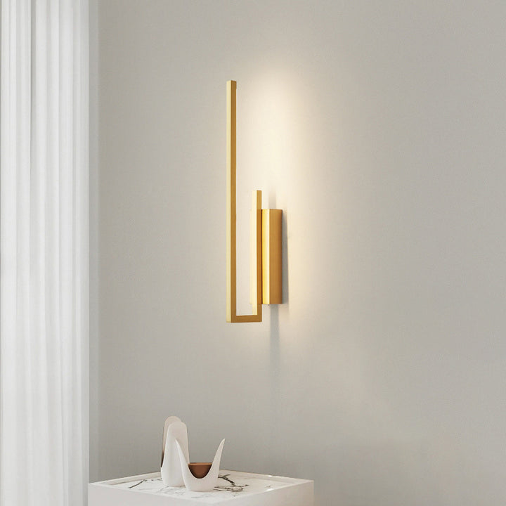 Moderne Mid-Century-Kupferlinie Gebogener Haken Geometrische LED-Wandleuchte Für das Bett 