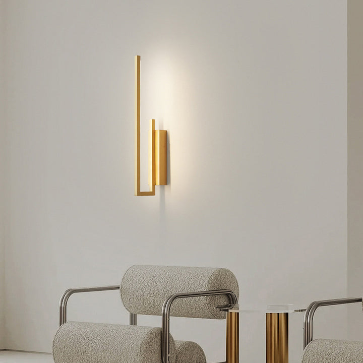 Applique murale LED géométrique en cuivre moderne de style mi-siècle avec crochet tordu pour chevet 