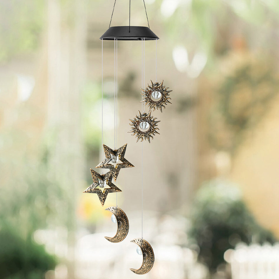 Décoration Contemporaine Bohème Solaire Imperméable ABS Métal Lune Soleil Étoile Carillon Éolien Suspendu LED Lumière Extérieure Éclairage Paysager Pour Patio Extérieur 