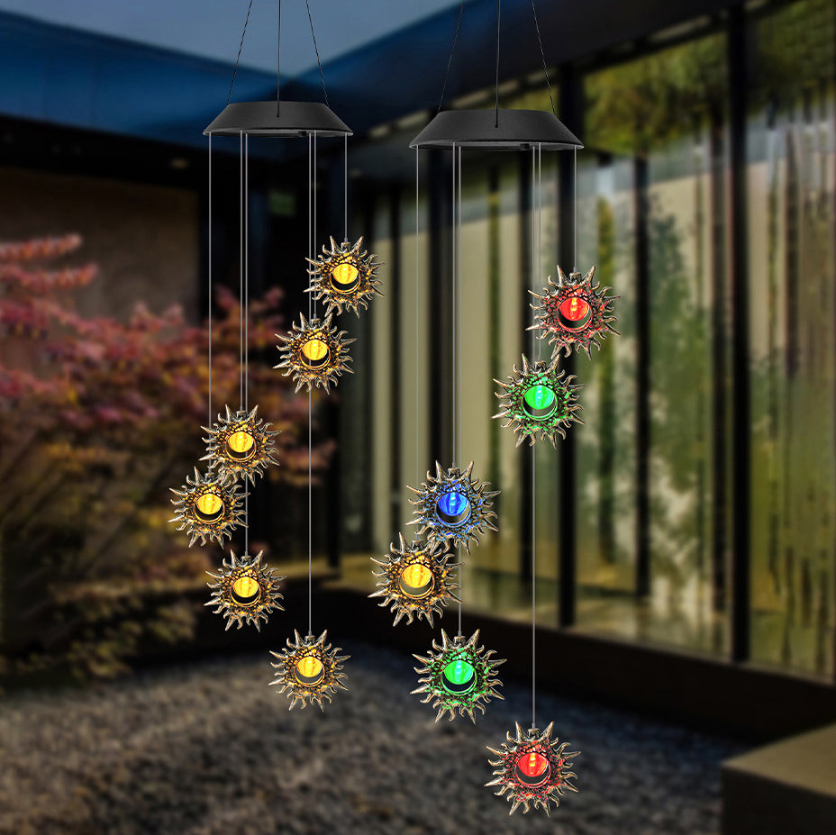 Décoration Contemporaine Bohème Solaire Imperméable ABS Métal Lune Soleil Étoile Carillon Éolien Suspendu LED Lumière Extérieure Éclairage Paysager Pour Patio Extérieur 