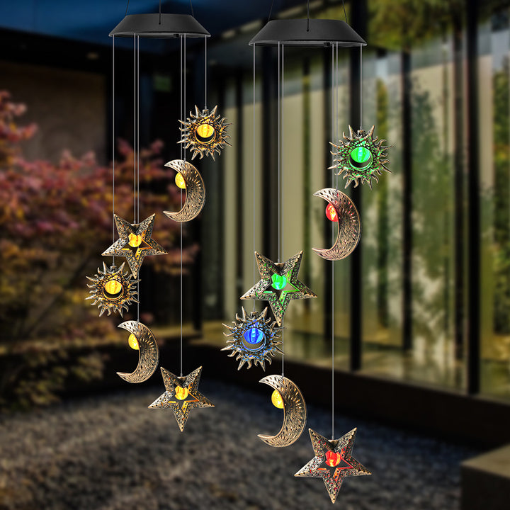 Décoration Contemporaine Bohème Solaire Imperméable ABS Métal Lune Soleil Étoile Carillon Éolien Suspendu LED Lumière Extérieure Éclairage Paysager Pour Patio Extérieur 