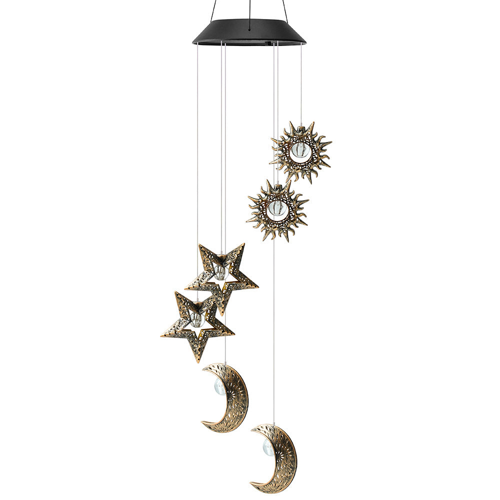 Décoration Contemporaine Bohème Solaire Imperméable ABS Métal Lune Soleil Étoile Carillon Éolien Suspendu LED Lumière Extérieure Éclairage Paysager Pour Patio Extérieur 