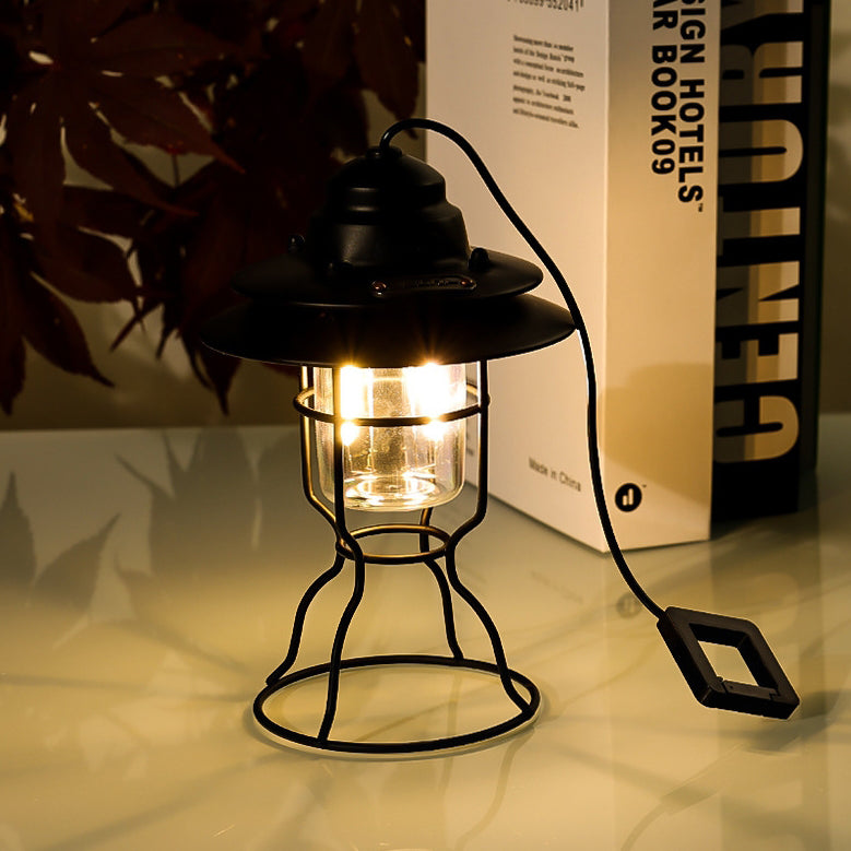مصباح LED خارجي محمول للمخيمات مقاوم للماء وقابل للشحن مصنوع من الحديد وABS وPC بتصميم معاصر ريترو للباحات الخارجية 