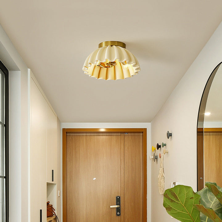Traditionelle französische Harz-Metallschale Ruffle 2-Licht Semi-Flush Mount Deckenleuchte für den Flur 
