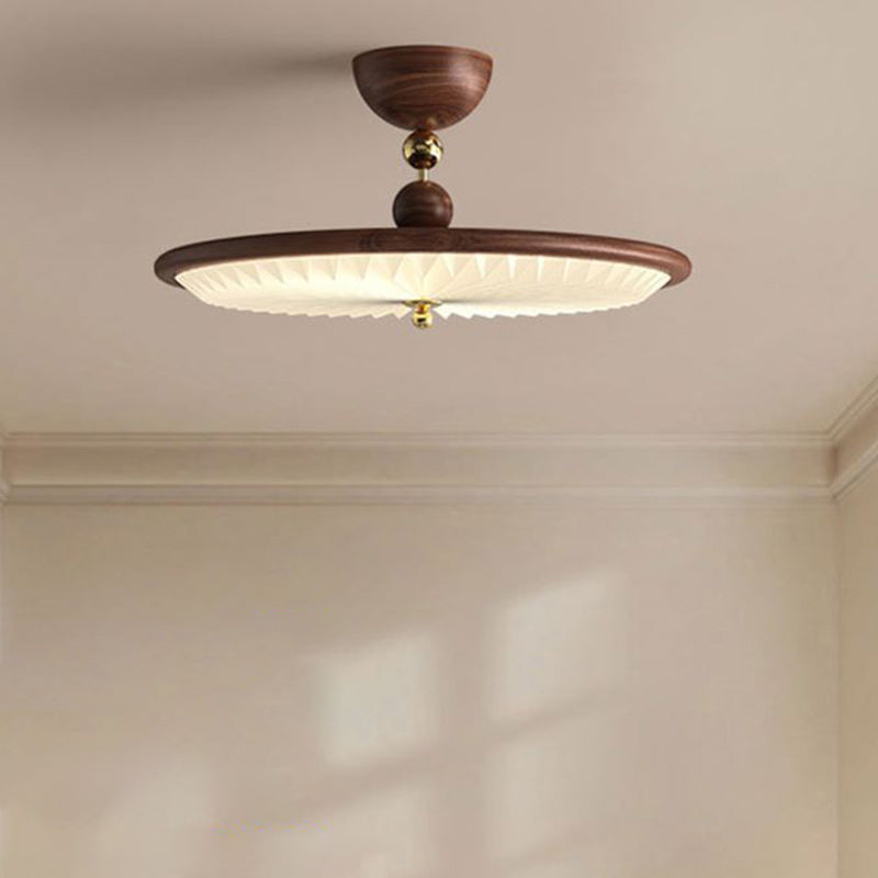 ضوء سقف مثبت نصف متدلي LED بأكريليك مكشكش دائري حديدي تقليدي عتيق لغرفة النوم 