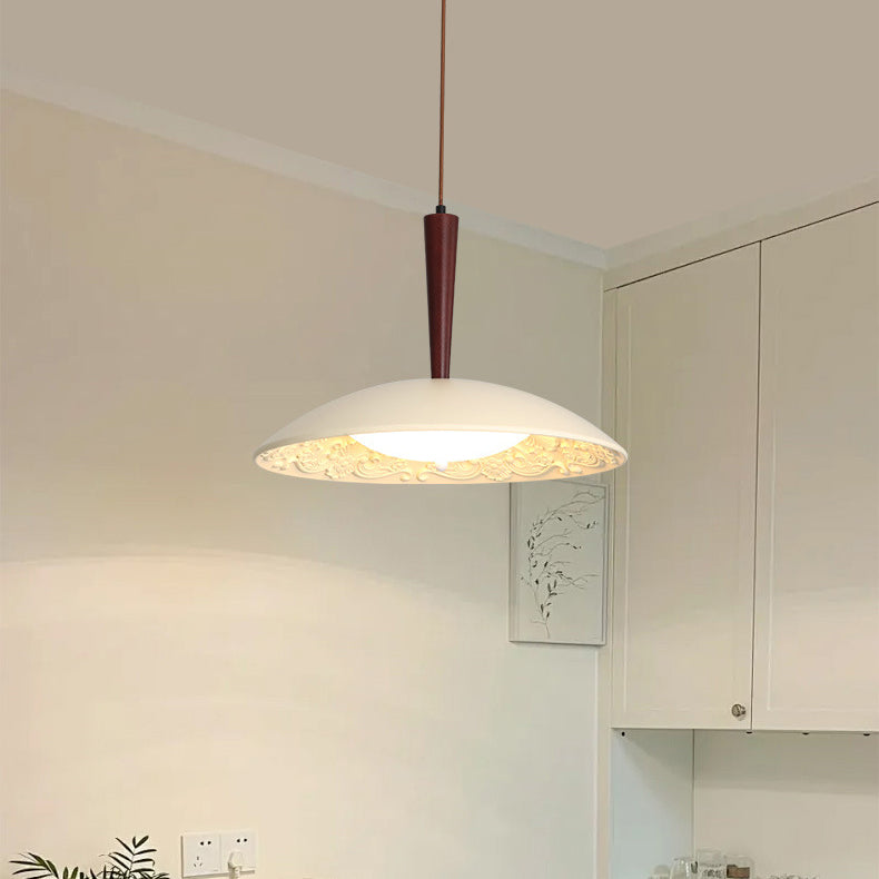 Lustre LED en forme de soucoupe volante en résine française traditionnelle avec matériel en bois PE pour salle à manger 
